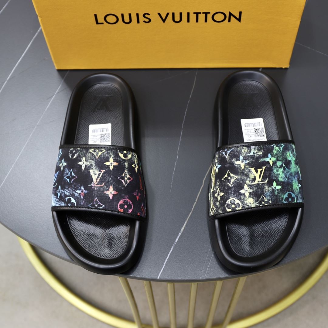 Louis Vuitton Slippers